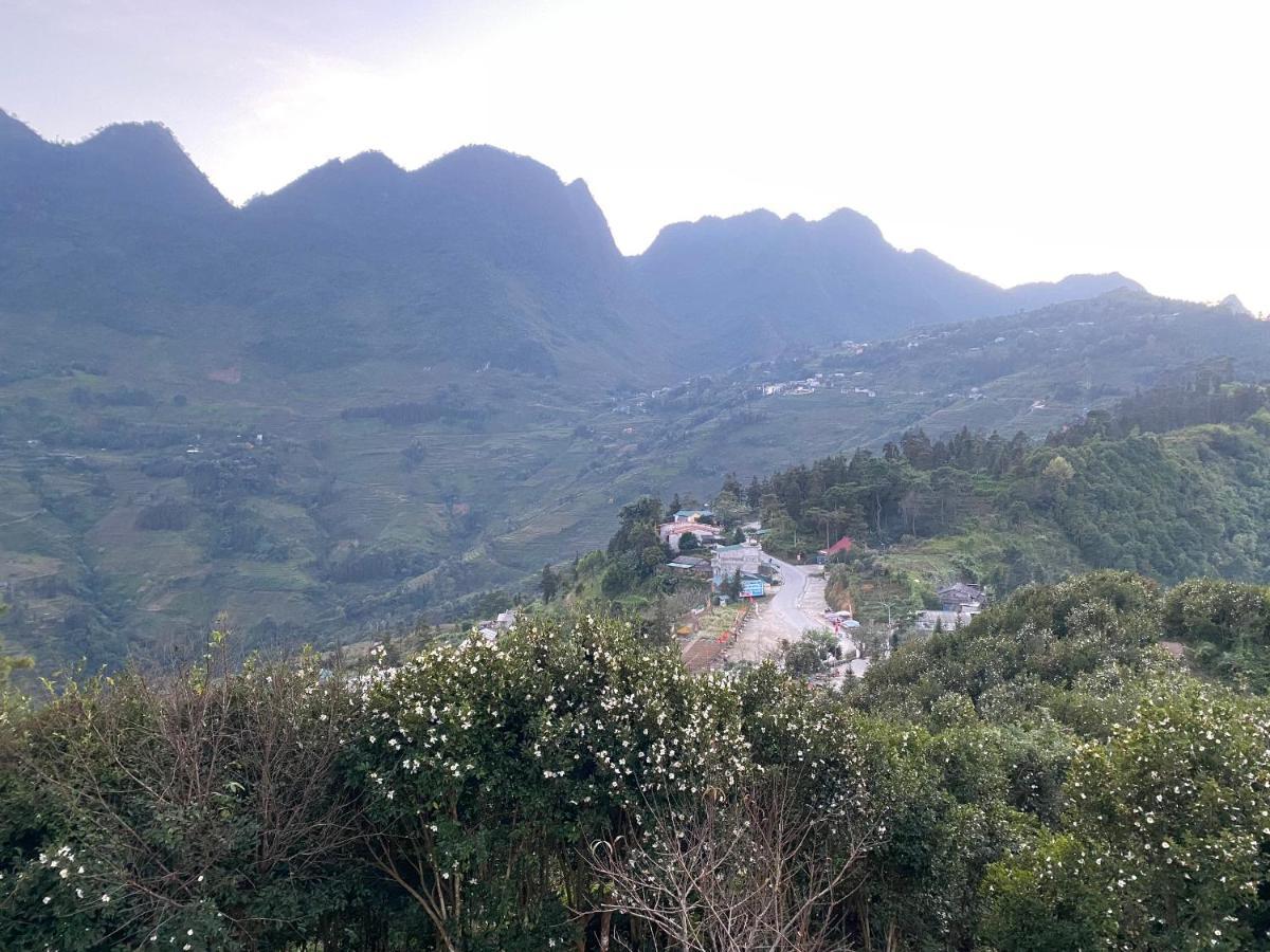 Homestay-Nha San Ngan Chai Хазянг Екстер'єр фото